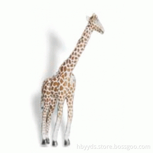simulation giraffe sculpture